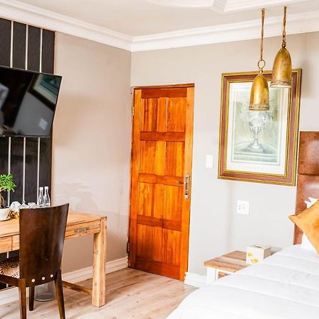 Re-Union Vacations Hotel Hartbeespoort Ngoại thất bức ảnh