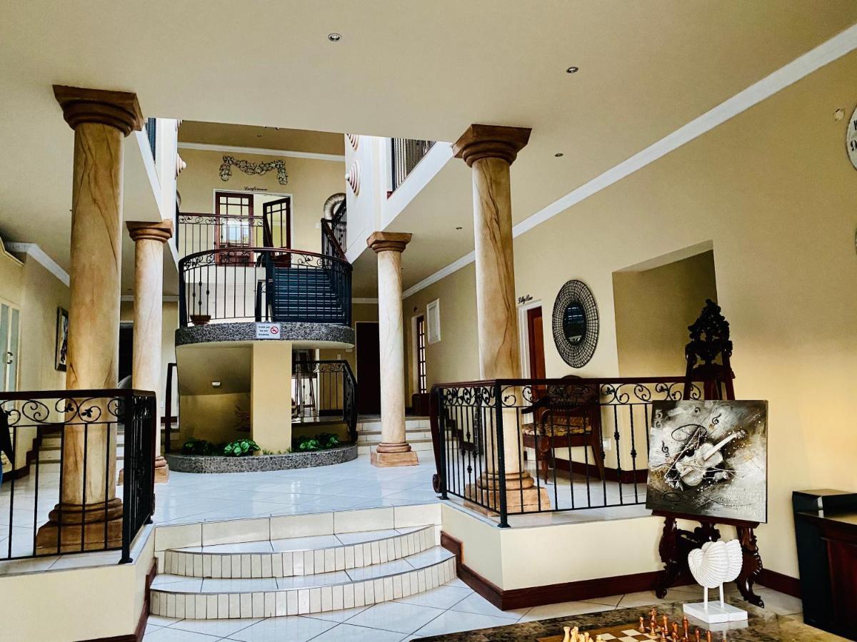 Re-Union Vacations Hotel Hartbeespoort Ngoại thất bức ảnh